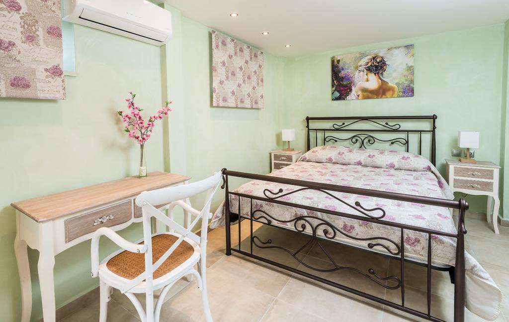 Yírion Villa Callisto- Elegant Restored Villa With Pool מראה חיצוני תמונה