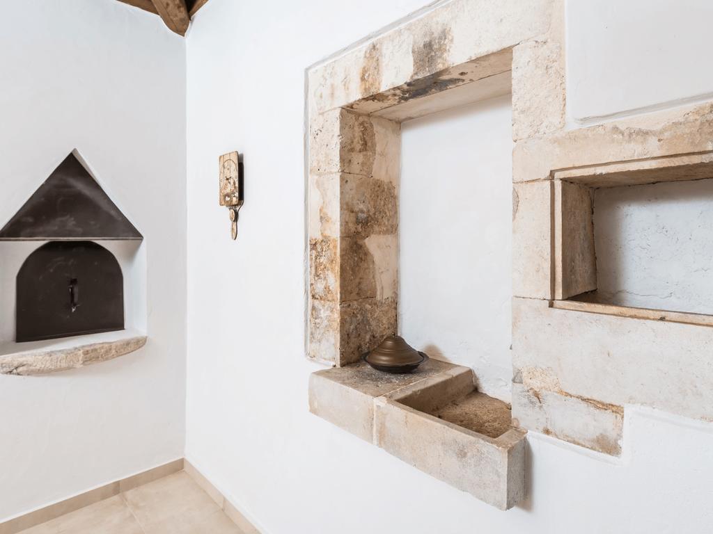 Yírion Villa Callisto- Elegant Restored Villa With Pool מראה חיצוני תמונה