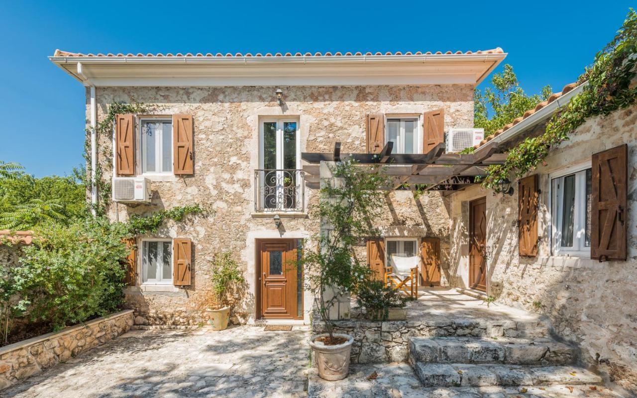 Yírion Villa Callisto- Elegant Restored Villa With Pool מראה חיצוני תמונה